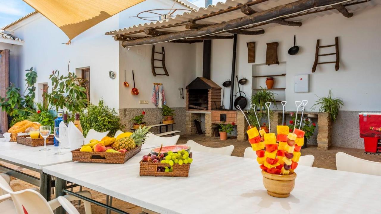 Cortijo La Torca Fuente De Piedra By Ruralidays Villa Exterior photo